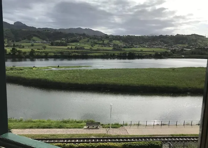 Rincon En El Rio Sella * Ribadesella